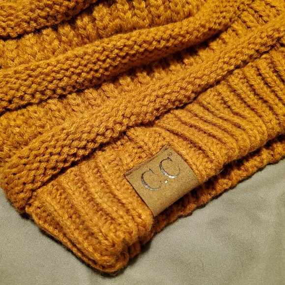 Rust CC Beanie - Picture 3 of 4